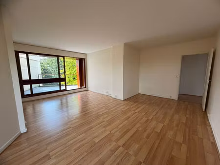 t4 rocquencourt - 4 pièce(s) - 77.39 m2