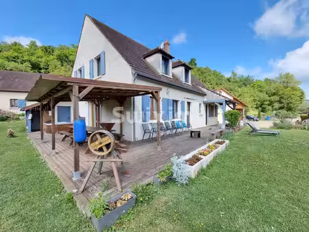 propriété de charme au bord du canal à 5 min de clamecy