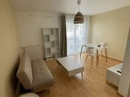 location appartement 2 pièces meublé à angers (49000) : à louer 2 pièces meublé / angers