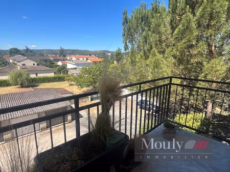 appartement t3 avec cave  balcon et garage