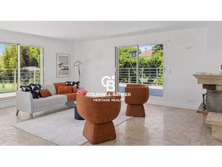 dardilly – appartement 124 m² entièrement rénové – vue exceptionnelle sur les monts du lyo