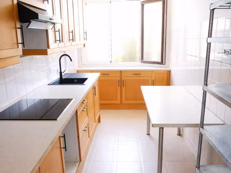 exclusivité grand appartement familial avec vue dégagée et