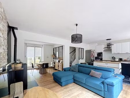 maison coup de coeur à bièvres entièrement rénovée  3 chambres  aucun travaux à prévoir !