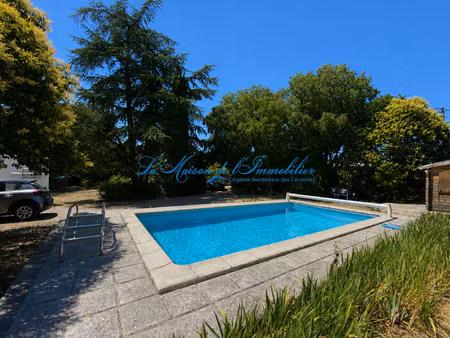 quissac  maison de type f4 plus mazet  avec piscine et dépen