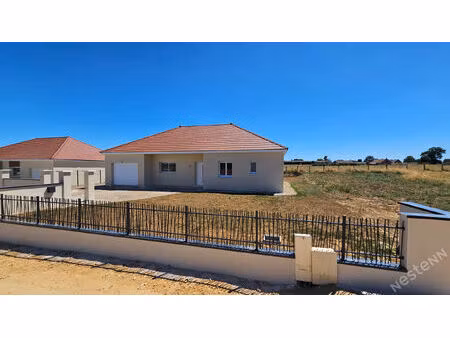 maison contemporaine à saint remy de 105 m2 avec quatre chambres