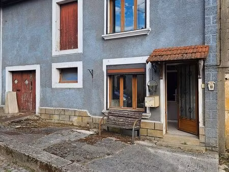 a vendre maison a la campagne avec dépendances