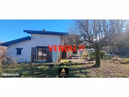maison 5 pièces 102 m²
