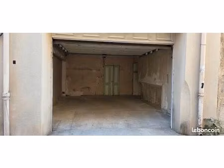 garage intra-muros