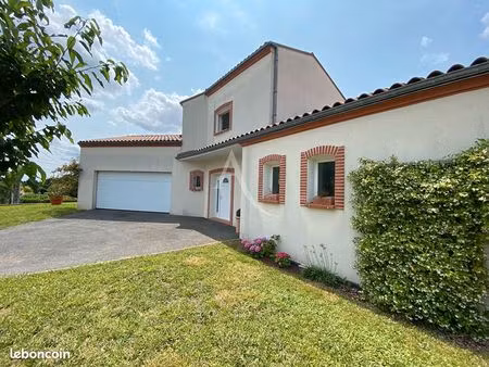 maison 6 pièces 151 m²