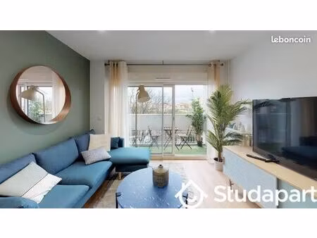 chambre 1 pièce 12 m²