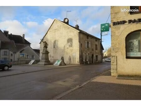 location duplex t4 de 75m2 meublé centre ville