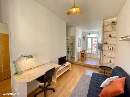 à louer - appartement meublé/équipé avec chambre et balcon