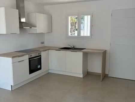 location villa à montfrin