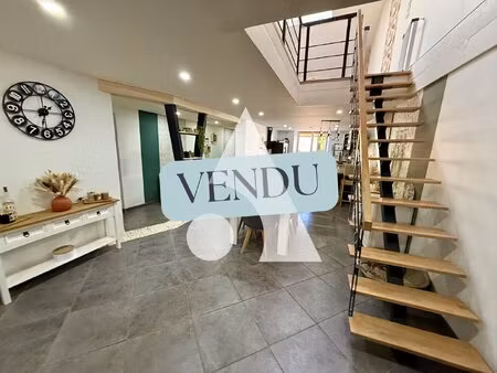 maison salmagne 6 pièce(s) 232 m2