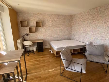 appartement nancy/laxou - dernier etage avec ascenseur d'une