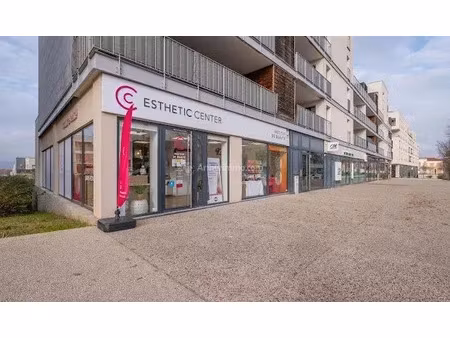 location commerce 1 pièce à sathonay-camp (69580)