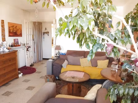 vente appartement 3 pièces 72m2 hyères 83400 - 182000 € - surface privée