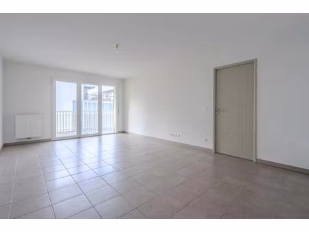 vente appartement 4 pièces 84 m² à floirac (33270)  195 000 €