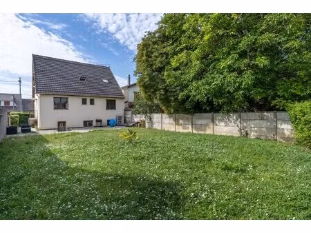 maison de 6 pièces de 126 m² à tremblay-en-france