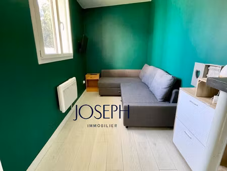 barriere de paris - très agréable studio meublé de 18 m² avec jardin en chartreuse