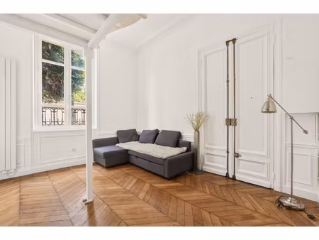 rue de l universite   grand studio meuble a vendre 22.22m²