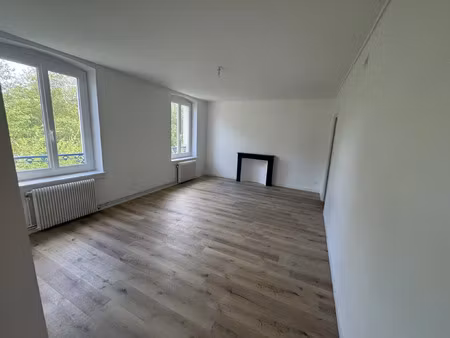 location appartement 2 pièces 55 m² à feuquières-en-vimeu (80210)
