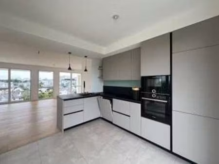 location appartement 5 pièces à rennes bourg l'evêque (35000) : à louer 5 pièces / 105m² r
