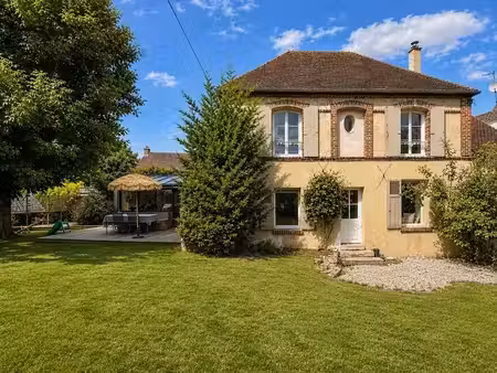 vente maison 5 pièces 135 m² à mont-l'evêque (60300)  599 000 €