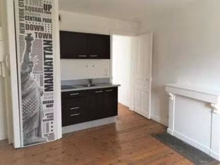 location appartement 2 pièces à quimper (29000) : à louer 2 pièces / 35m² quimper