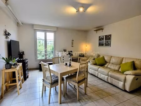 vente duplex 4 pièces 74 m² à magny-le-hongre (77700)  335 000 €