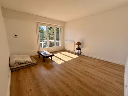 a vendre aix les bains t2 garage