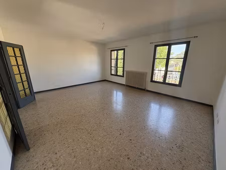 vente appartement 4 pièces 100 m² carpentras (84200)