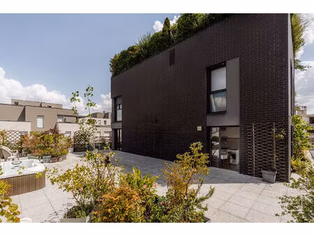 villeurbanne  rare  t4 avec terrasse & vue degagee