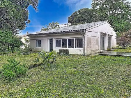 rare vieux lormont maison de 85m2 habitable sur parcelle d'environ 500m2