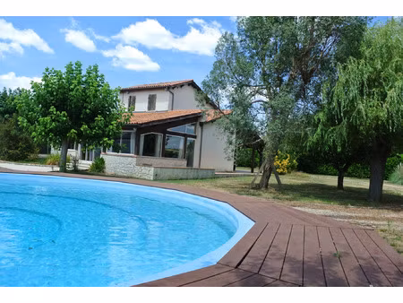 vente maison 4 pièces 150 m² sainte-bazeille (47180)