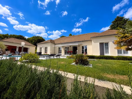 villa de luxe à vendre à le val-saint-germain