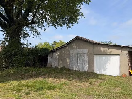 terrain constructible de 1000m2 avec dépendance de 80m2
