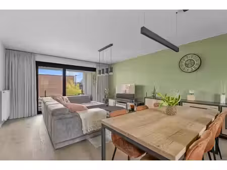 zorgeloos genieten: instapklaar 3-slpk appartement kruisem