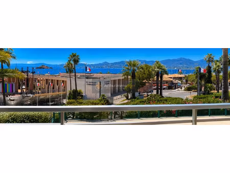 vente appartement 1 pièces 30 m2 à saint-raphaël