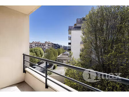 suresnes centre ville - 4 pieces balcon parking 82m² 529 000 euros fai
