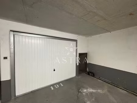 box - 14 m² hyper centre d'antony