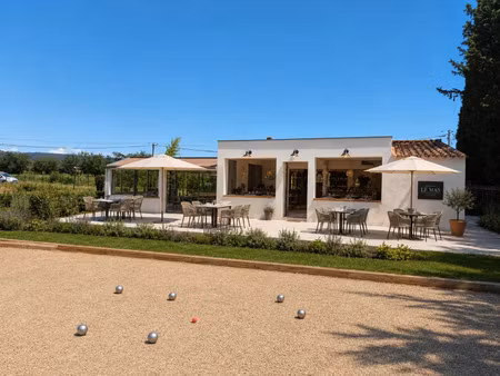 location commerce 4 pièces 160 m² à le luc (83340)