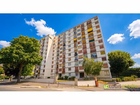 appartement - rue des pierrelais