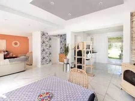 vente maison à landerneau (29800) : à vendre / 144m² landerneau