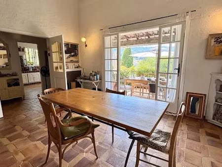 vente propriété 140 m² à cotignac (83570)  660 000 €