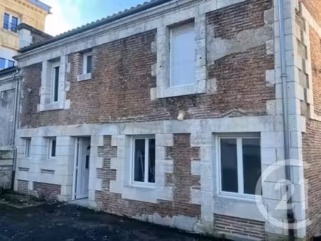 appartement à louer - 3 pièces - 47 m2 - montpon menesterol - 24 - aquitaine