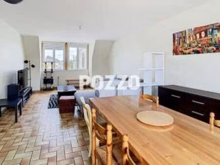 location appartement 3 pièces à saint-hilaire-du-harcouët (50600) : à louer 3 pièces / 69m