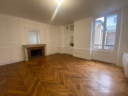 appartement sens 2 pièces 64 m2