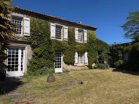 vente maison 4 pièces 170 m² rives-du-fougerais (85410)