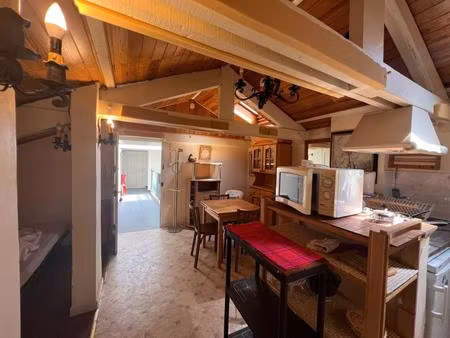studio meuble